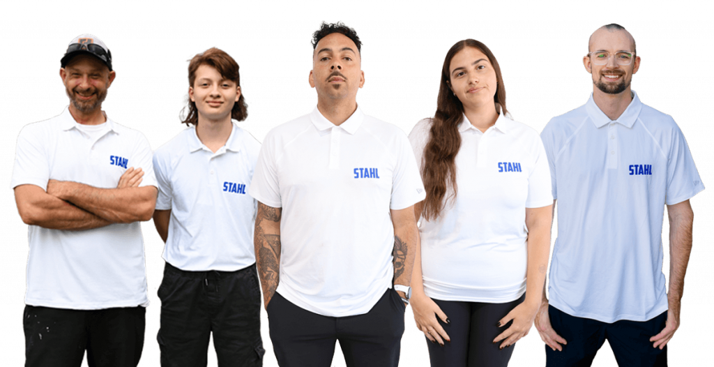Satori Stahl with his team members